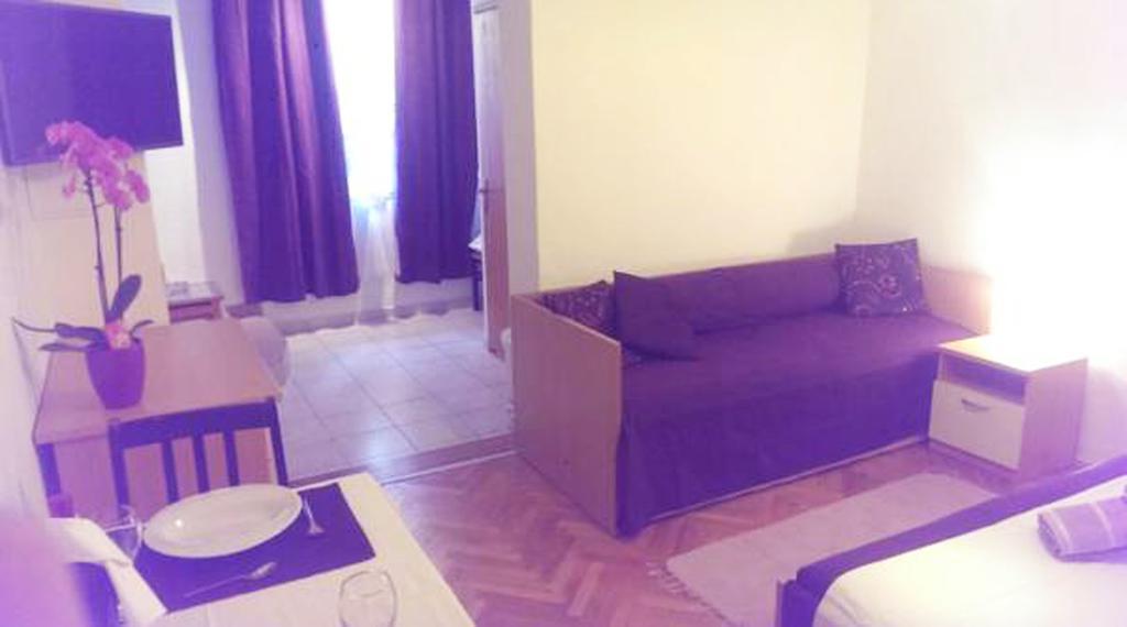 Apartments Mira Makarska Esterno foto