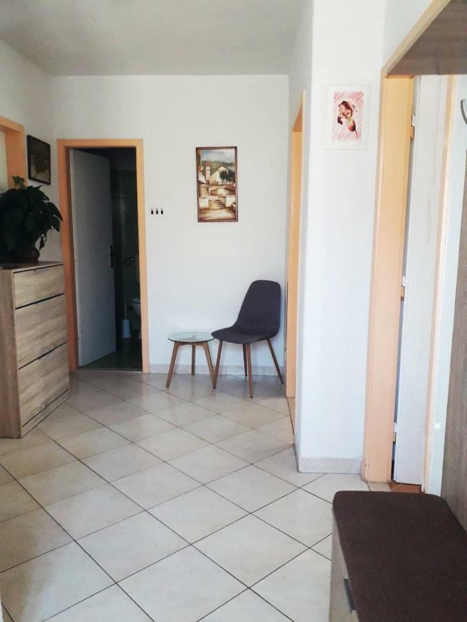 Apartments Mira Makarska Esterno foto